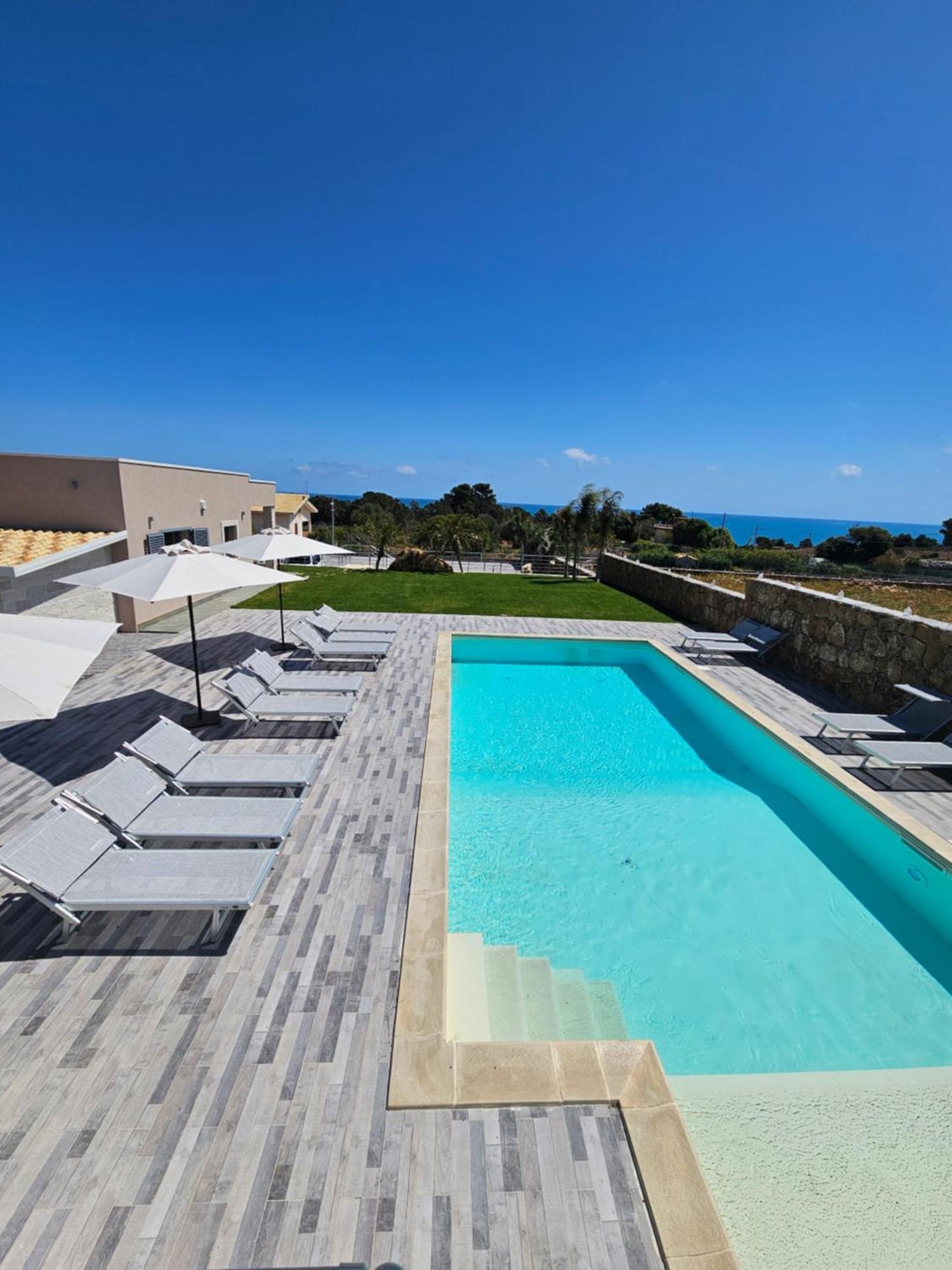 Cava Del Sol Villa Augusta Exterior photo