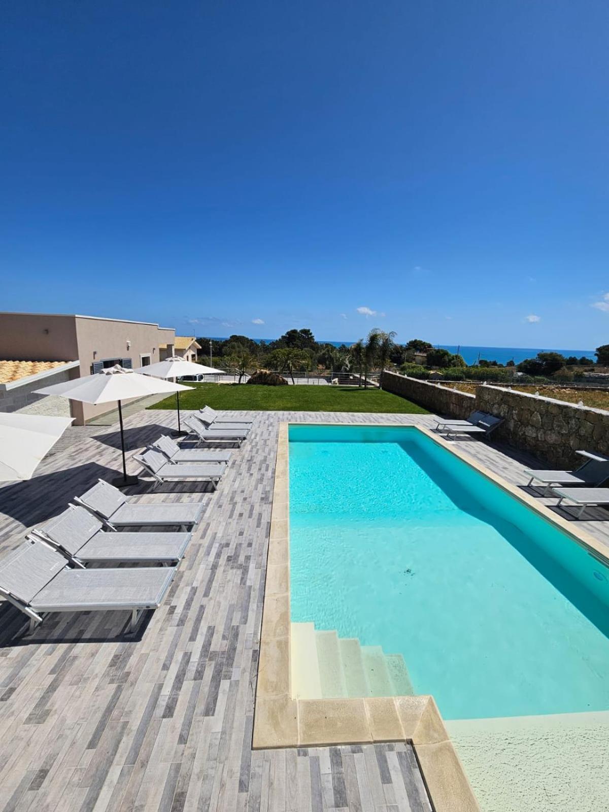 Cava Del Sol Villa Augusta Exterior photo